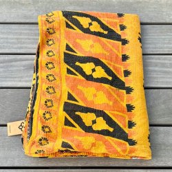 Sari Kantha vintage tppe - gul/sort (140x200)