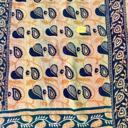 Sari Kantha vintage tppe - gul/sort (140x200)