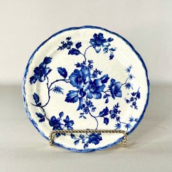 Tallerken/lille fad med bl� blomster