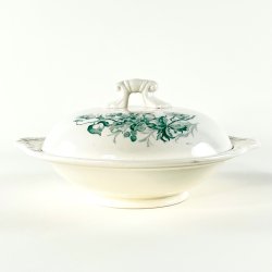 Terrin med lg - grn blomst