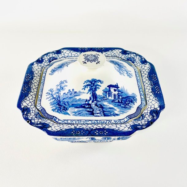 Terrin med l�g - Landscape, Adams Est. 1657 