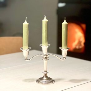 Trearmet lysestage nr. 1