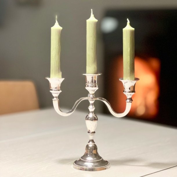 Trearmet lysestage nr. 2