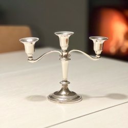 Trearmet lysestage nr. 1