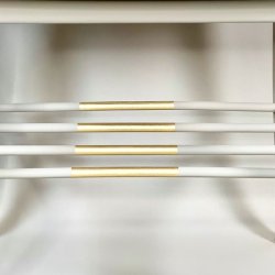 Bord med hylde - SOLGT