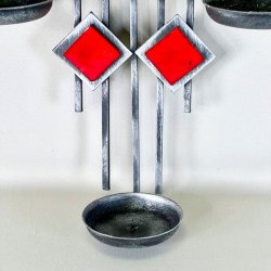 Retro vglysestage - smedejern med rde firkanter