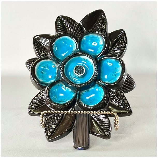 Relief - blomst af Irma Yourstone 