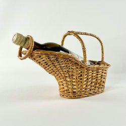 Vinflaskeholder i flet 