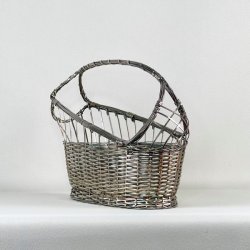 Vinflaskeholder i metal  