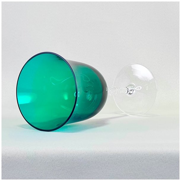 Vinglas - grn med snoet fod (st a 2 stk) 