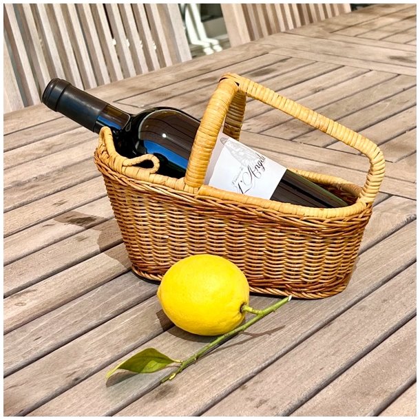 Vinflaskeholder i flet 