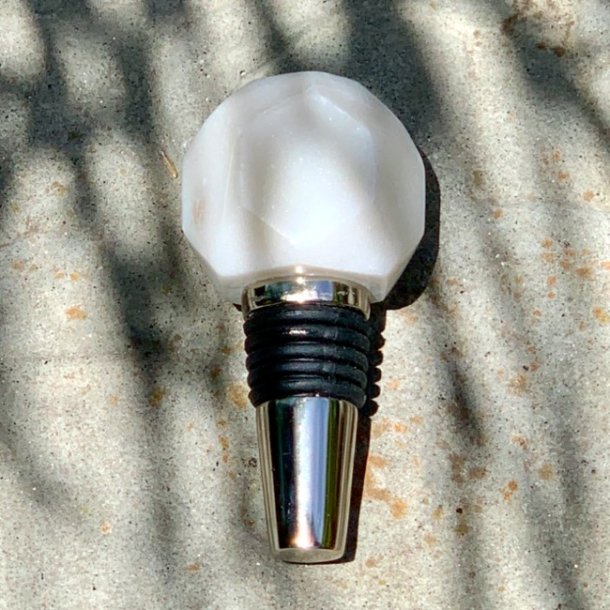 Vinprop m/top af sten