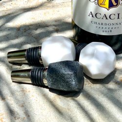 Vinprop m/top af sten