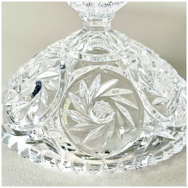 Bonbonniere - krystal med spir, XL