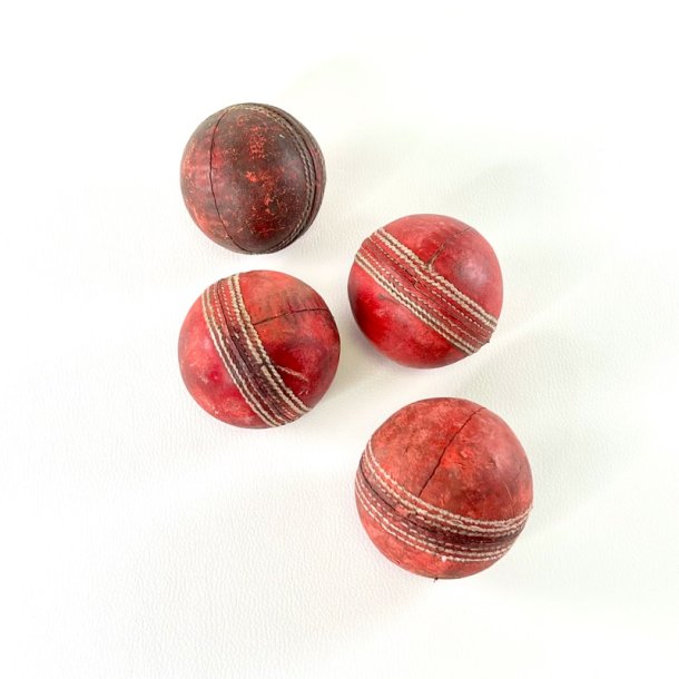Cricket bolde (4 stk samlet) - antik leget�j