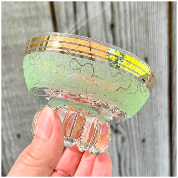 Champagneskle (st a' 3 stk) - lysegrn m/guld 