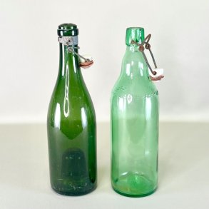 Gamle flasker m/patentlg