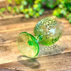 Vinglas - lysegrnt med druer og blade