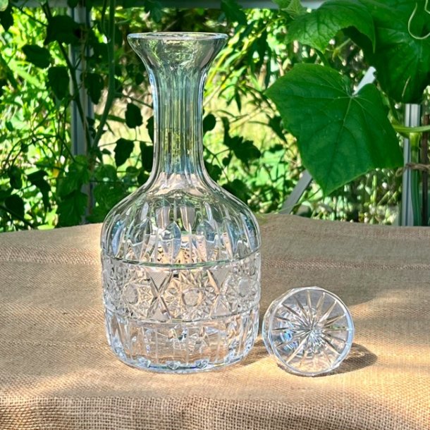 Karaffel - vintage, lang hals og stjernemnster