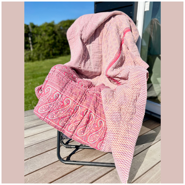 Vintage sari quilt (140x200) - lyserød/lilla/gul