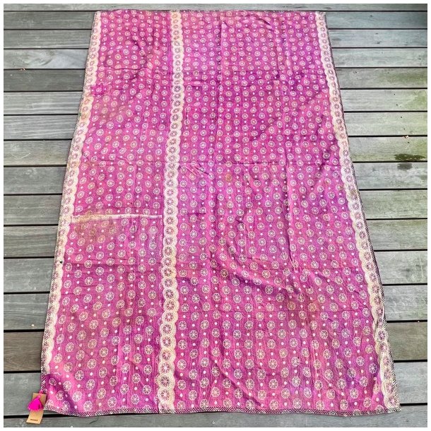 Sari Kantha vintage tppe - lyserd/rosa (140x200)