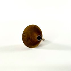 Lille tragt i messing 