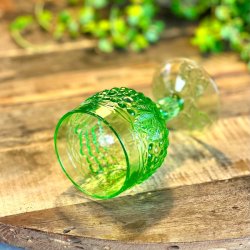 Vinglas - lysegrnt med druer og blade